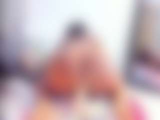 Laura Saenz's Live Sex Cam Show