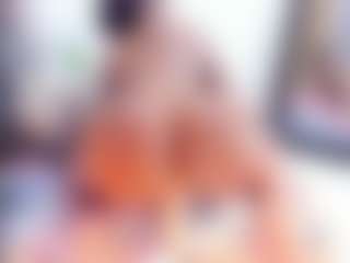 Live cam show with Laura Saenz - Black Squirt on anonymated.com