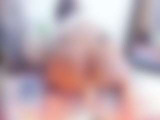 Live cam show with Laura Saenz - Ebony Squirt on Sweet Sext