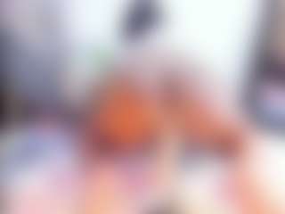 Laura Saenz's Live Sex Cam Show