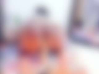 Laura Saenz's Live Sex Cam Show