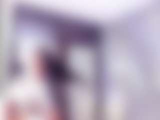Laura Saenz's Live Sex Cam Show