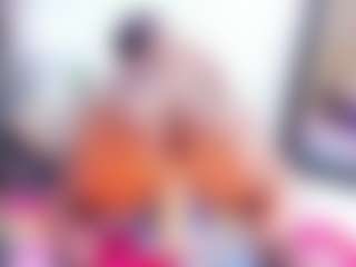 Live cam show with Laura Saenz - Fingering on makecum.org