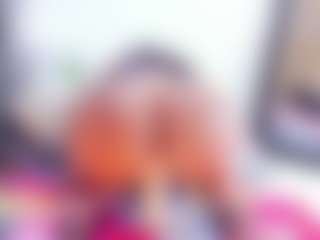 Laura Saenz's Live Sex Cam Show