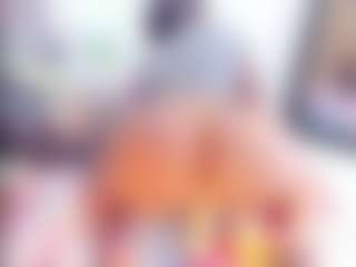 Laura Saenz's Live Sex Cam Show