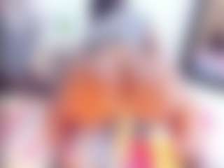 Laura Saenz's Live Sex Cam Show