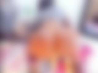 Laura Saenz's Live Sex Cam Show