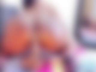 Laura Saenz's Live Sex Cam Show