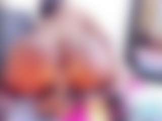 Laura Saenz's Live Sex Cam Show