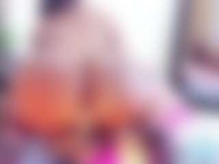 Laura Saenz's Live Sex Cam Show