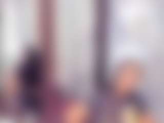 Live cam show with Laura Saenz - Ebony Big Tits on Camsoda