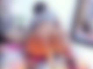 Laura Saenz's Live Sex Cam Show