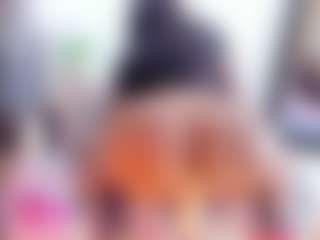 Live cam show with Laura Saenz - Hairy Pussy BBW on camwithhim.com