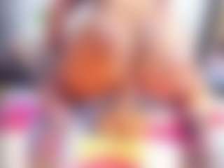 Live cam show with Laura Saenz - Big Tits on crypto-cams
