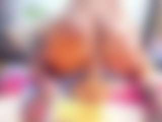 Live cam show with Laura Saenz - Hairy Pussy BBW on sexytreat.net