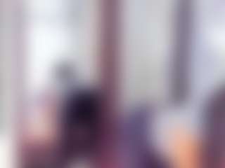 Laura Saenz's Live Sex Cam Show