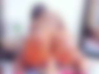 Laura Saenz's Live Sex Cam Show