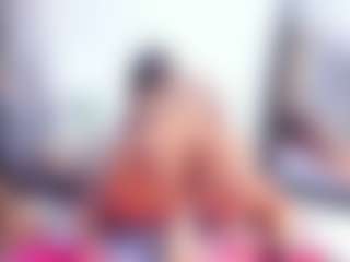 Live cam show with Laura Saenz - Erotic Dance on SinfulBabes