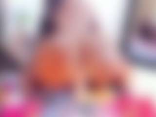 Live-camshow met Laura Saenz - Lovense op Camsoda