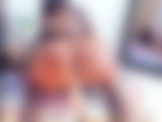 Laura Saenz's Live Sex Cam Show
