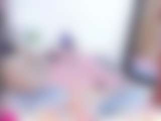 Laura Saenz's Live Sex Cam Show