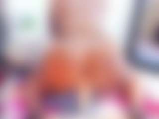 Laura Saenz's Live Sex Cam Show