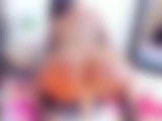 Live cam show with Laura Saenz - Fingering on liverealitysex.com