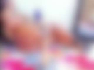 Live cam show with Laura Saenz - Erotic Dance on SpankPalCams