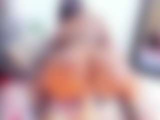 Live cam show with Laura Saenz - Shaved on dropp.cam