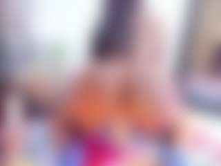 Laura Saenz's Live Sex Cam Show