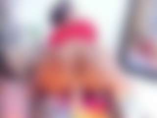 Live cam show with Laura Saenz - Ebony Big Tits on Camsoda