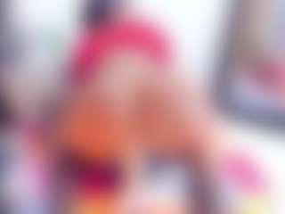 Laura Saenz's Live Sex Cam Show