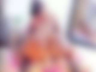 Laura Saenz's Live Sex Cam Show