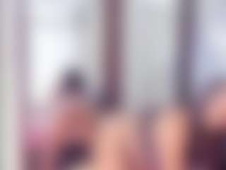 Laura Saenz's Live Sex Cam Show