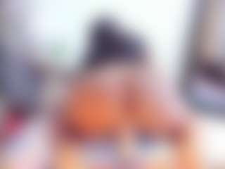 Laura Saenz's Live Sex Cam Show