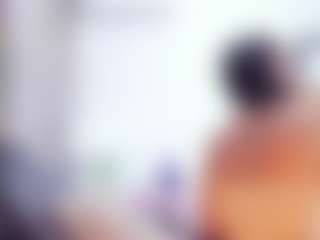 Cam Show en direct de Laura Saenz
