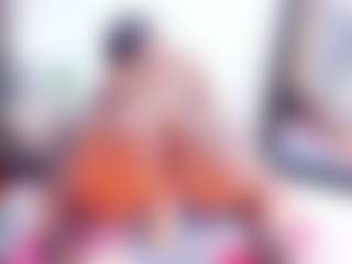Show de câmera ao vivo com Laura Saenz - Asshole Ebony no Camsoda