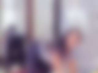 Laura Saenz's Live Sex Cam Show