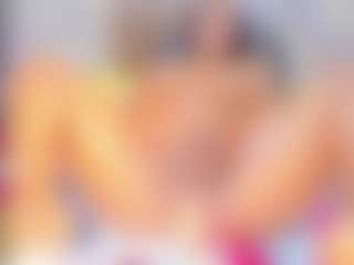 Laura Saenz's Live Sex Cam Show