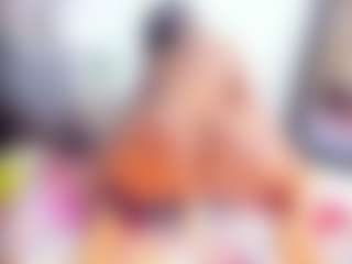 Laura Saenz's Live Sex Cam Show