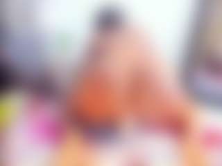 Laura Saenz's Live Sex Cam Show