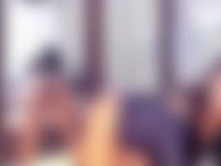 Laura Saenz's Live Sex Cam Show