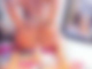 Laura Saenz's Live Sex Cam Show