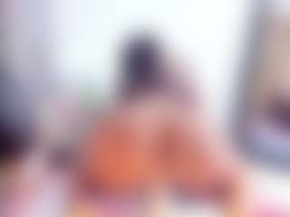 Laura Saenz's Live Sex Cam Show