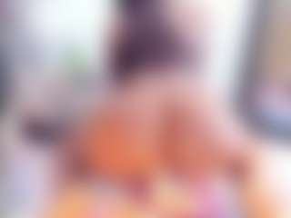 Laura Saenz's Live Sex Cam Show