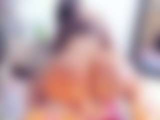 Laura Saenz's Live Sex Cam Show