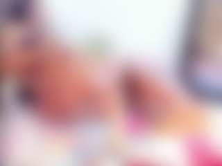 Laura Saenz's Live Sex Cam Show