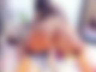 Laura Saenz's Live Sex Cam Show