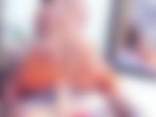 Laura Saenz's Live Sex Cam Show
