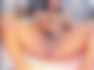 Laura Saenz's Live Sex Cam Show
